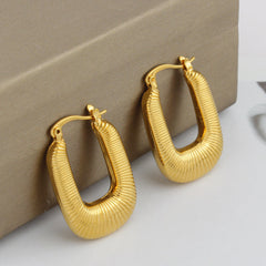 Giovani GOLD NYC 14K Gold Oval Diamond Cut Bamboo Hoop Earring