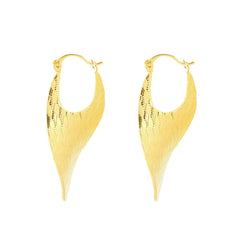 Giovani GOLD NYC 18K Gold Flat Wavy Patterned Hoop Earrings