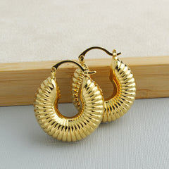 Giovani GOLD NYC Cute 14k Gold Bamboo Hoop Earrings
