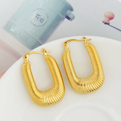 Giovani GOLD NYC 14k Gold Flat Oval Hoop earrings