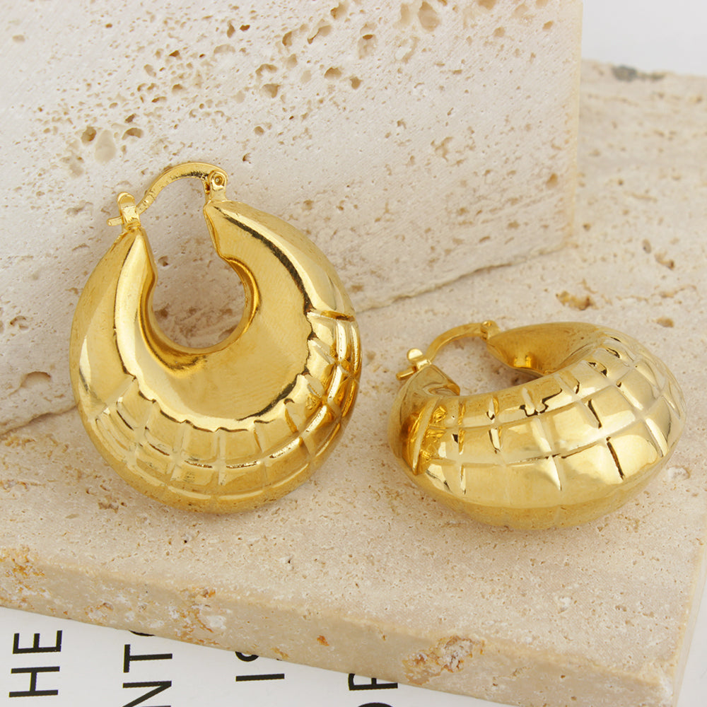 Giovani GOLD NYC 14K Gold Graduated Bamboo Hoop Earring