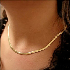 Timeless 14K Gold Herringbone Chain – Refined Elegance for Every Occasion